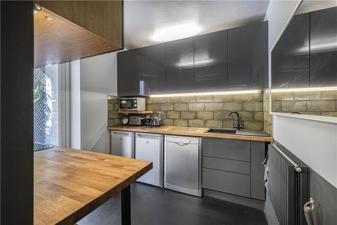 Flat 37, Quentin House Chaplin Close, London, SE1 8UZ