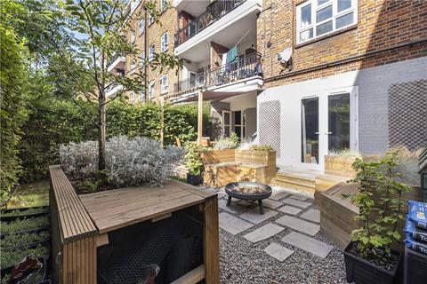 Flat 37, Quentin House Chaplin Close, London, SE1 8UZ