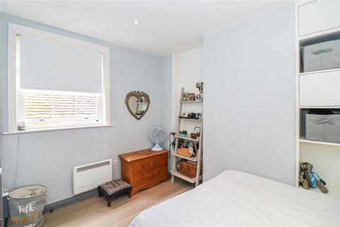 1 bedroom apartment for sale - High Street, Chesham, HP5