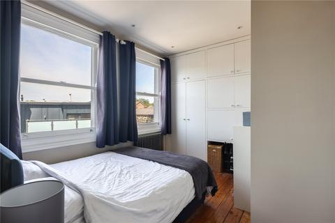 1 bedroom flat for sale, Romford Road, Manor Park, London, E12
