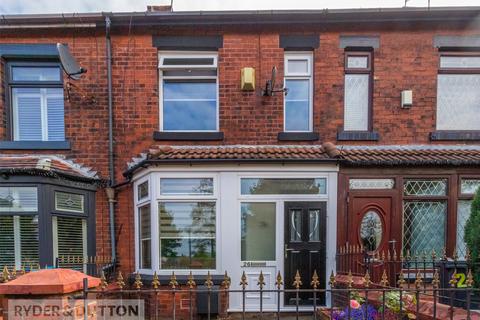 3 bedroom terraced house for sale - Lyndhurst Road, Oldham, Greater Manchester, OL8
