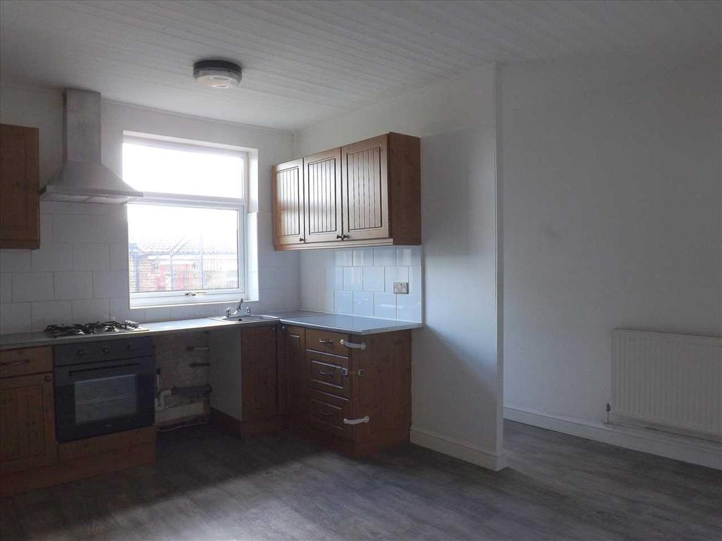 Wateringbury Grove, Staveley, Chesterfield 2 bed terraced house £119,995