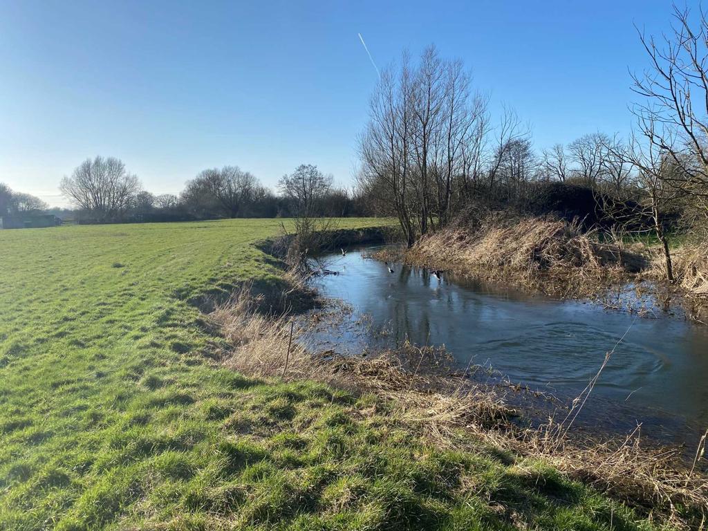 Swindon Land £95,000