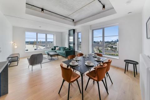 3 bedroom apartment to rent, Douglass Tower, Goodluck Hope, London, E14