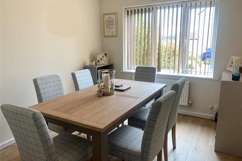 16 Cornfield Way, North Tawton, EX20 2FB