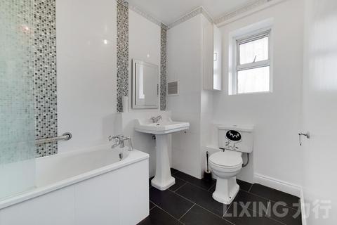 Flat 18, Kerry House Sidney Street, London, E1 3EL