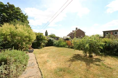3 bedroom semi-detached house for sale - Middlemead, West Hanningfield, CM2