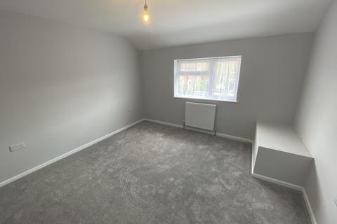 64 Barnes Crescent, Wimborne, BH21 2AZ
