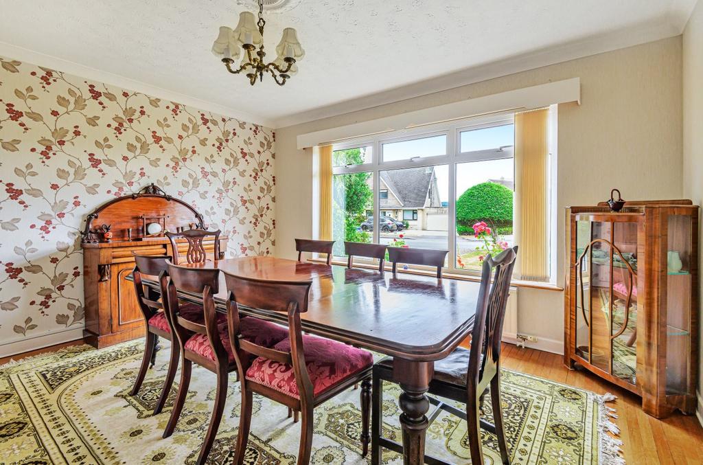 Birchwood Close, Corsley, BA12 3 bed chalet £525,000