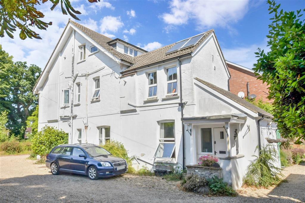 Lavant Road, Chichester, West Sussex 3 bed apartment for sale £400,000