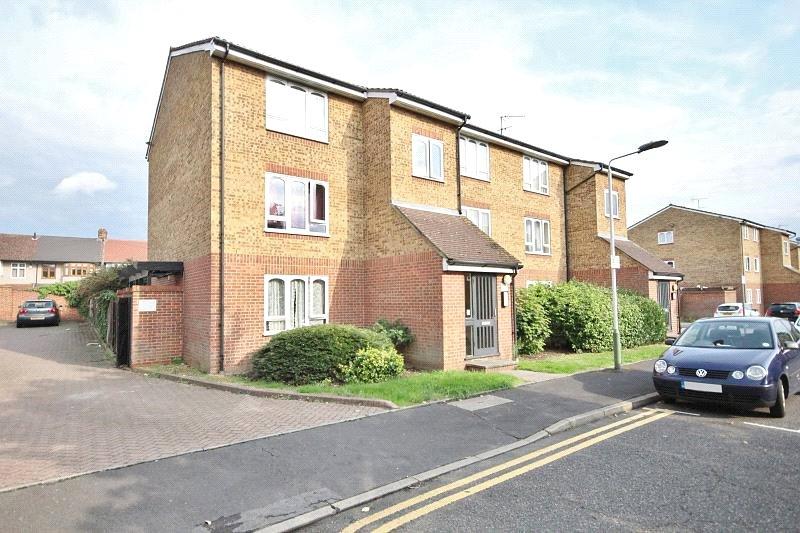 Apartment in Essex - More