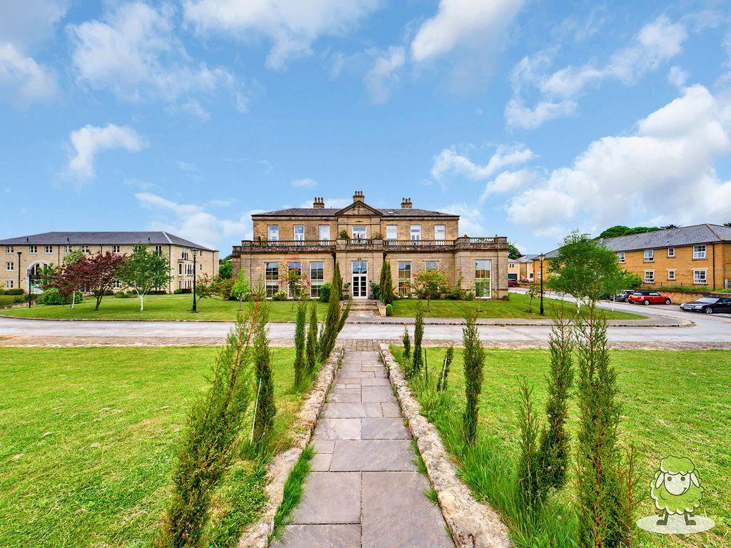 Berry Hill Hall, Mansfield NG18 4FH 3 bed mews £230,000
