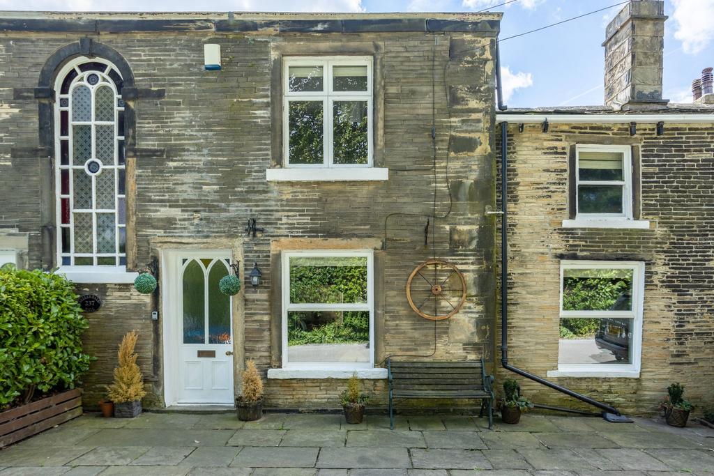 Westfield Lane, Wyke, BD12 9BY 4 bed terraced house £330,000
