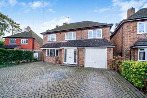 4 bedroom detached house for sale, Abbey Close, Pyrford