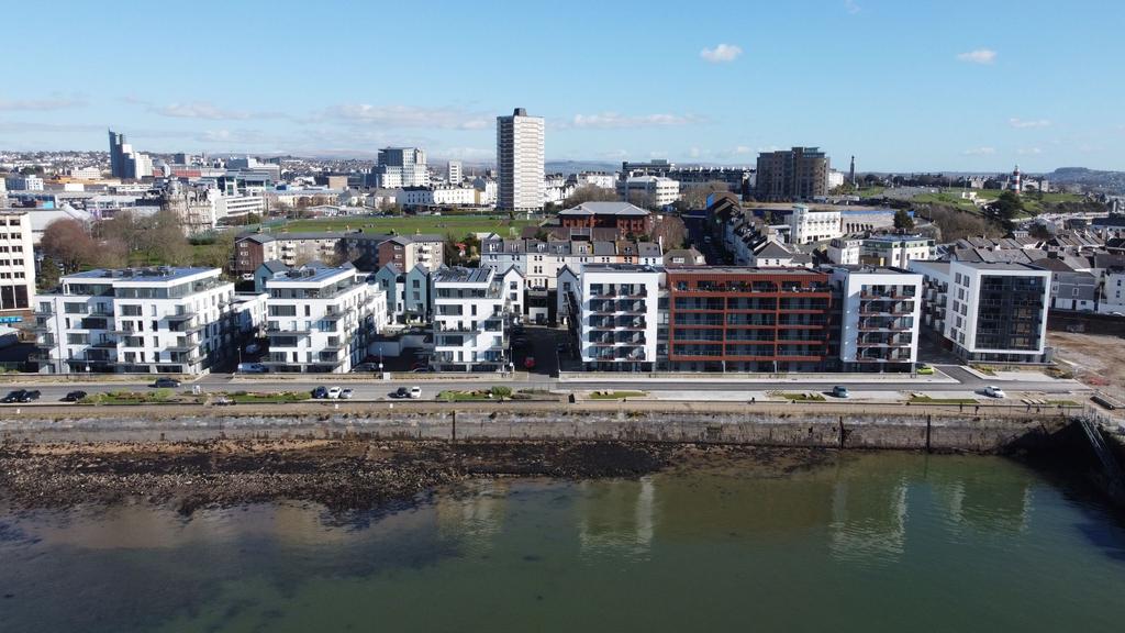 Trinity Street, Quadrant Wharf, PL1 2 bed apartment for sale £260,000