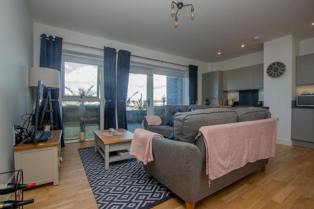 Trinity Street, Quadrant Wharf, PL1 2 bed apartment £260,000
