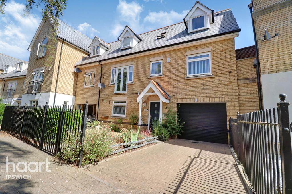 Ravenswood Avenue, Ipswich 4 bed townhouse for sale £375,000