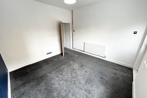 3 bedroom end of terrace house to rent - Gladstone Street, Peterborough, PE1