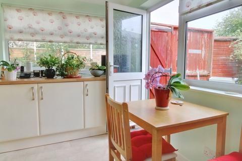 3 bedroom bungalow for sale - The Harriers, Covingham, Swindon, Wiltshire, SN3