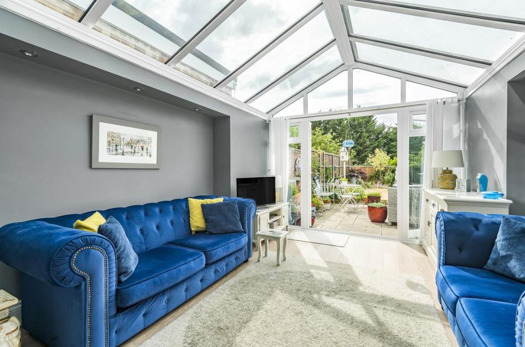 Foster Road, Kempston, Bedford 4 bed semidetached house for sale £