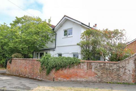 4 bedroom detached house for sale, Bacon Lane, Hayling Island