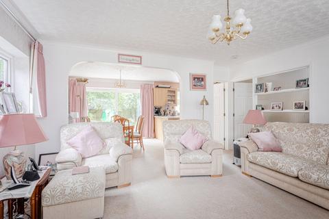 4 bedroom detached house for sale - Maple Spring, Bishop's Stortford, Hertfordshire, CM23