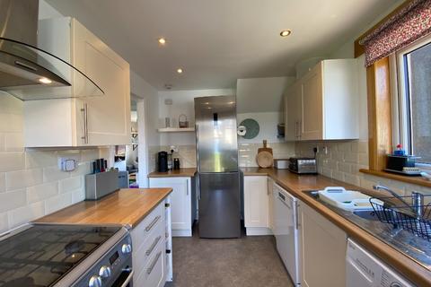 3 bedroom semi-detached house to rent - Newmains Road, Kirkliston, Edinburgh, EH29