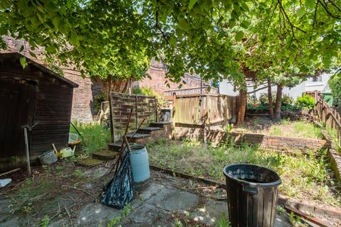 8 Carmunnock Road, Glasgow, G44 4UE