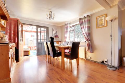 11 Ferry Lane, Stanley, Wakefield, WF3 4JR