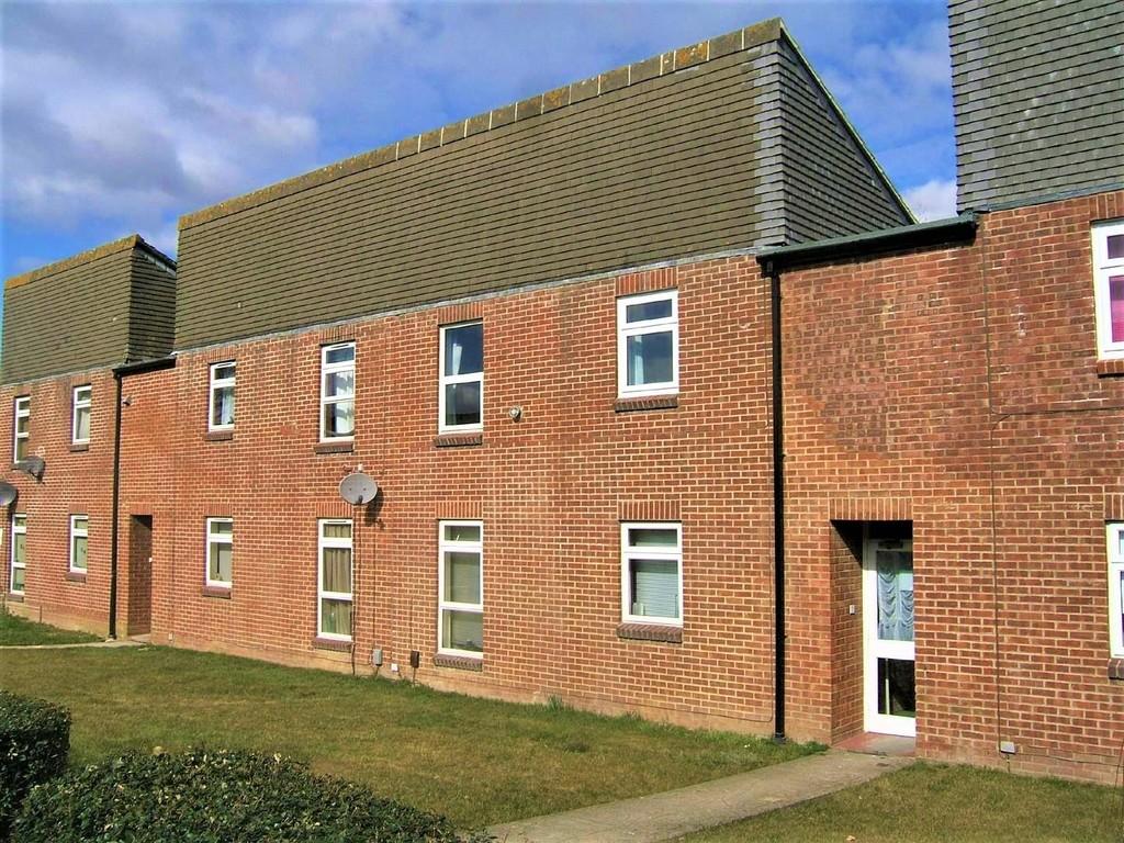 Stamford Close, Toothill 1 bed apartment £595 pcm (£137 pw)