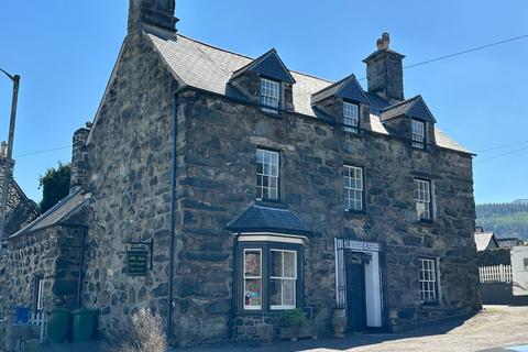 5 bedroom detached house for sale, Plas Gwyn House and Cottage, Cader Road, Dolgellau LL40 1RH