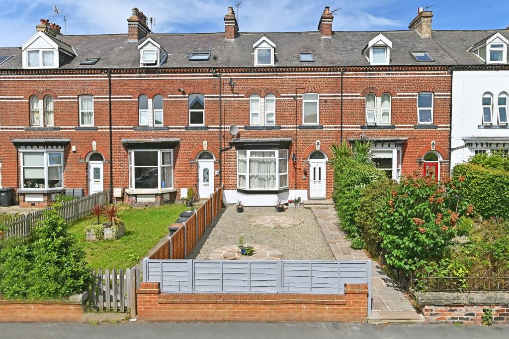 The Avenue, Harrogate 2 bed ground floor flat for sale £195,000
