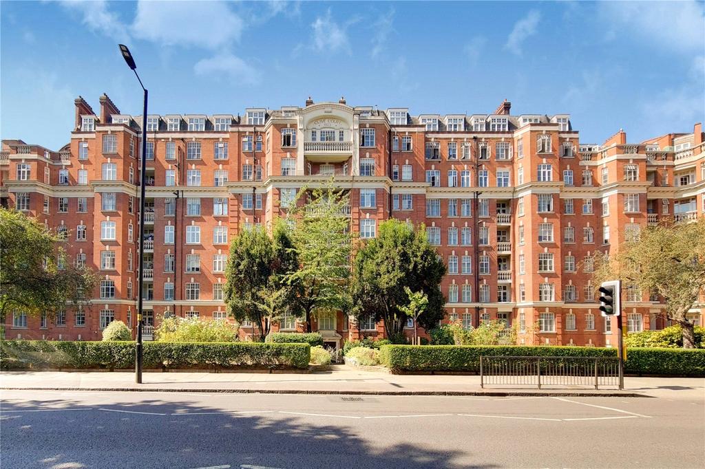 Clive Court, Maida Vale, London 1 Bed Flat - £8,667 Pcm (£2,000 Pw)