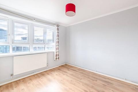 3 bedroom flat to rent - Barons Court, Barons Court, London, W14