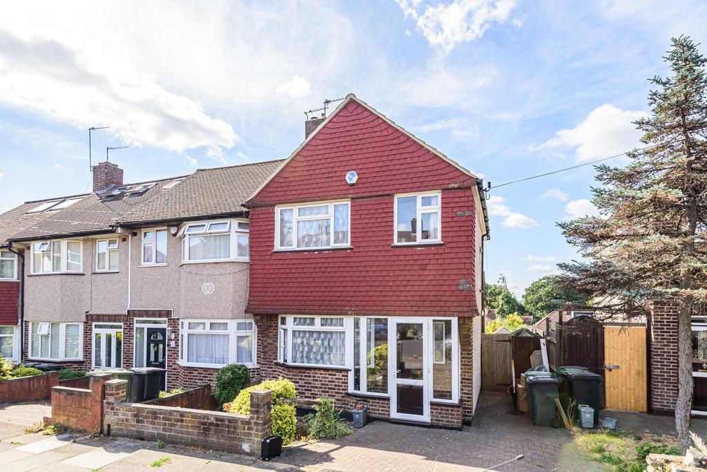 Oldstead Road, Bromley 3 bed end of terrace house for sale £460,000
