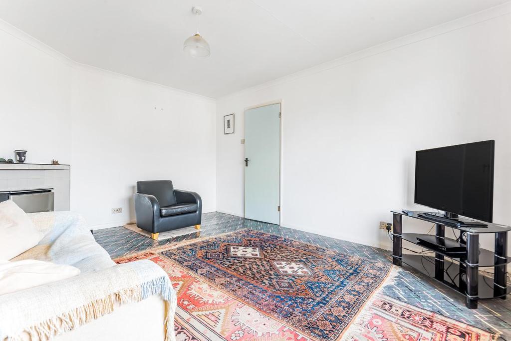 Durand Gardens, Stockwell 1 bed flat for sale £325,000