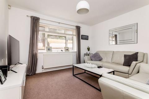 4 bedroom semi-detached house for sale - Fernhurst Crescent, Brighton