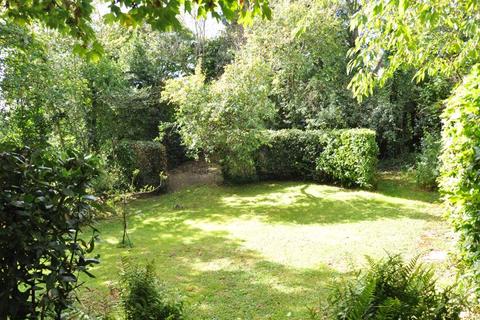 53 Sylvan Road, Exeter, EX4 6EY