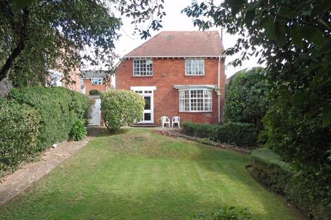 53 Sylvan Road, Exeter, EX4 6EY