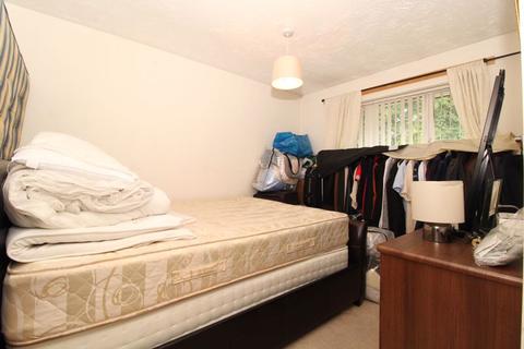 10 Nutmeg Grove, Walsall, WS1 2RZ