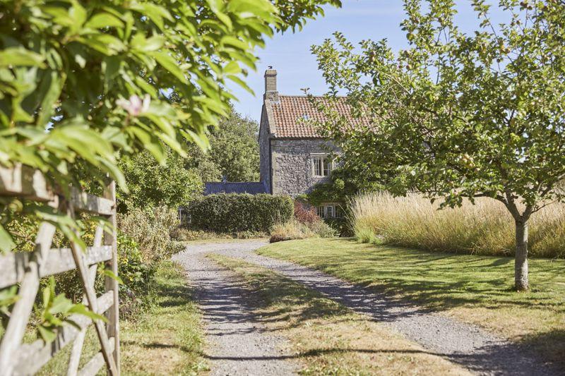 Stoke St. Michael 6 bed detached house £1,750,000