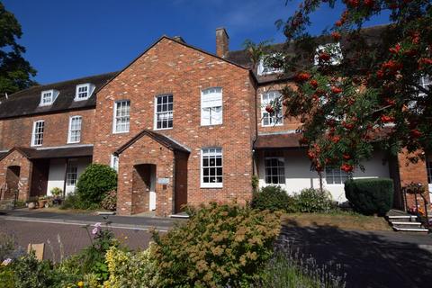 1 bedroom retirement property for sale, Overlooking tree studded lawned grounds -  Adams Way, Alton