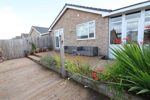 2 bedroom bungalow for sale - Rylstone Drive, Barnoldswick, BB18
