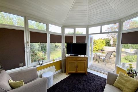 1 Aughton Lane, Aston, Sheffield, S26 2AG