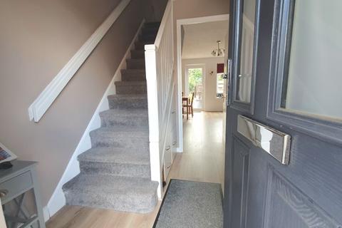 10 Dodington Close, Barnwood, Gloucester, GL4 3JG
