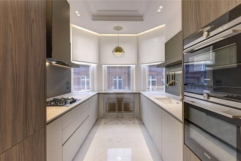 4 bedroom apartment to rent, Cadogan Square, SW1X