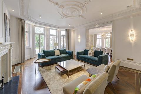 4 bedroom apartment to rent, Cadogan Square, SW1X