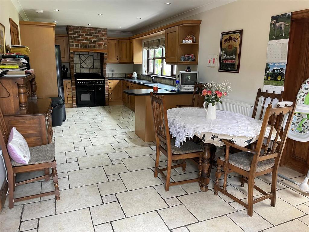 Kitchen Breakfast Room