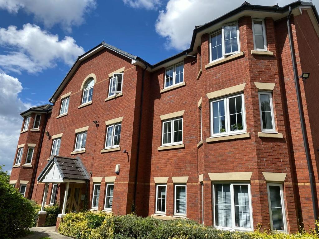 Chelsfield Grove, Chelsfield Grove... 2 bed flat £195,000
