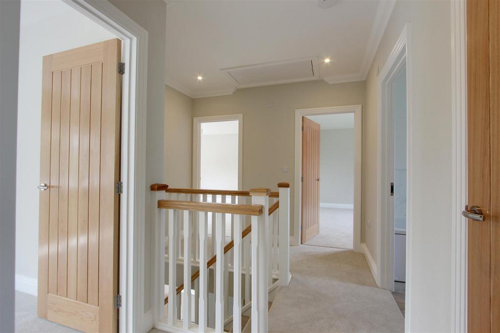 Upstairs landing.jpg